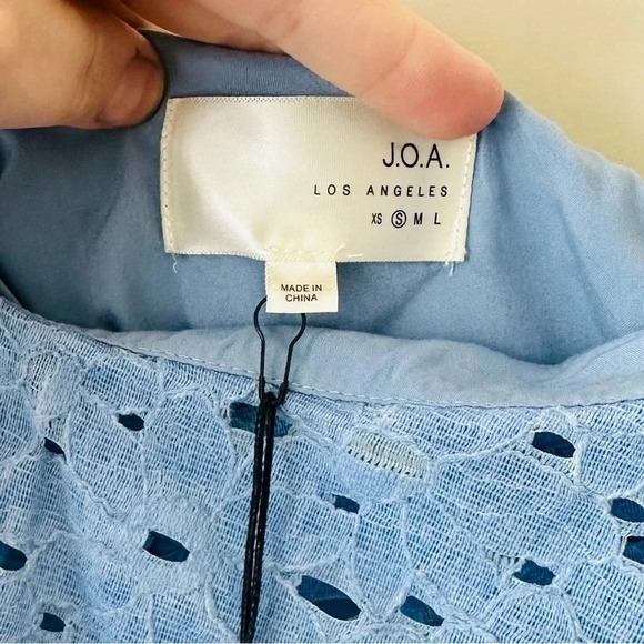 J.O.A. One-Shoulder Blue Eyelet Ruffle Blouse - Size S - NWT - Picture 4 of 11